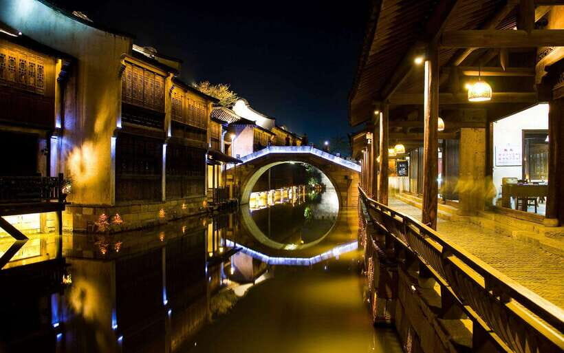 From Shanghai: Private Day Tour to Wuzhen Water Town - What Makes This Tour Stand Out?