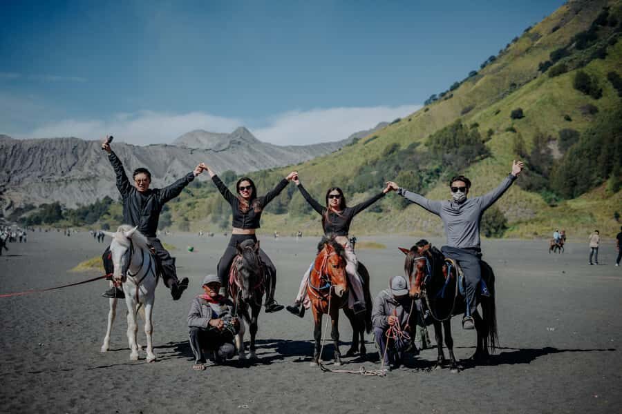 From Surabaya: 1D Private Tour Bromo Sunrise - The Overall Experience: A Well-Orchestrated Adventure