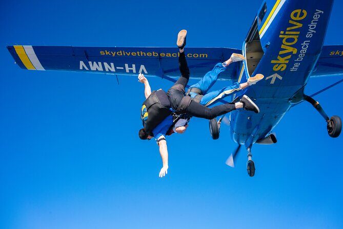 From Sydney: Tandem Skydive Experience over Newcastle Beach - The Skydiving Itinerary in Detail