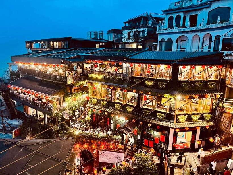 From Taipei: Old Gold Rush Town Jiufen Guided Night Tour - Who Should Consider This Tour?