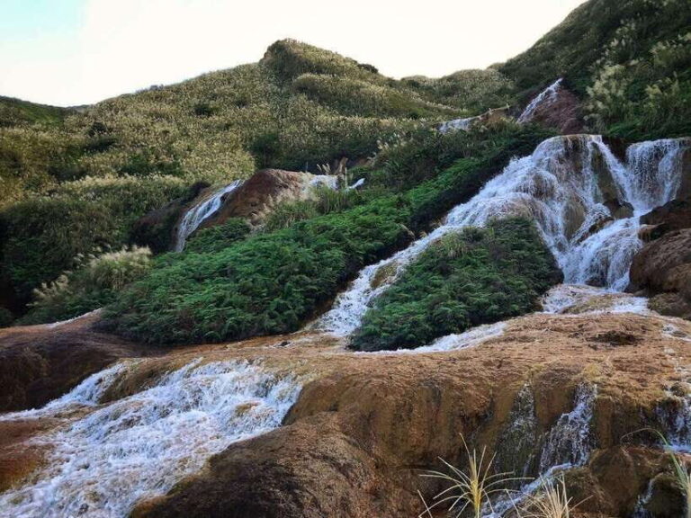 From Taipei: Old Gold Rush Town Jiufen Guided Night Tour - Practical Details and What You Need to Know