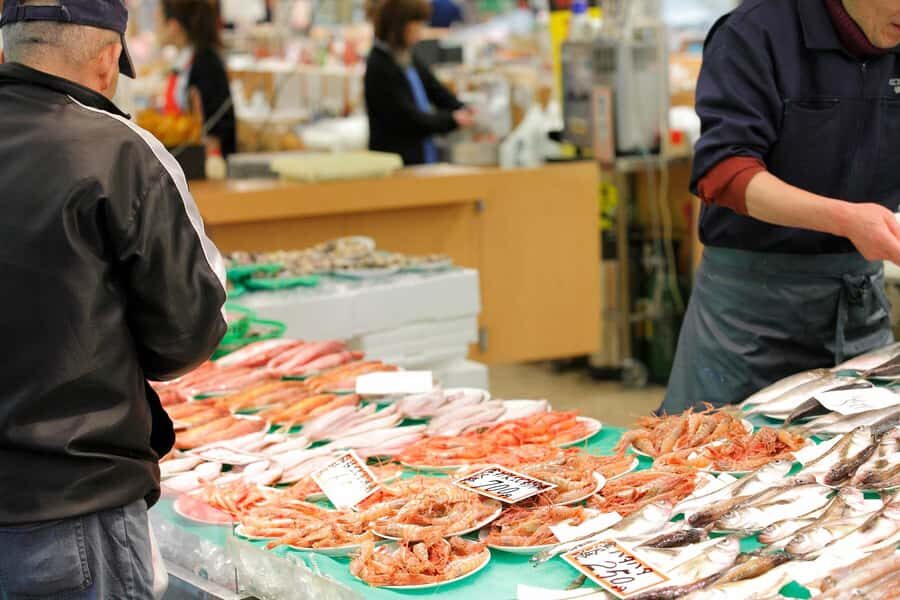 From Tokyo: Hitachi Seaside Park, Sea Torii & Great Buddha - The Market Visit: Nakaminato Fish Market