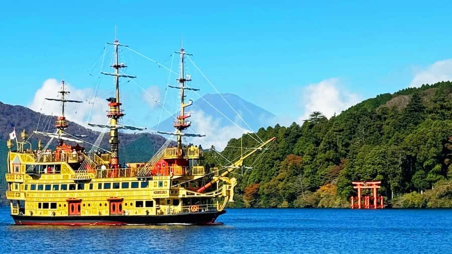 From Tokyo to Mt.Fuji Hakone: Ropeway,Lake Ashi and Volcano - What Makes This Tour Special?  