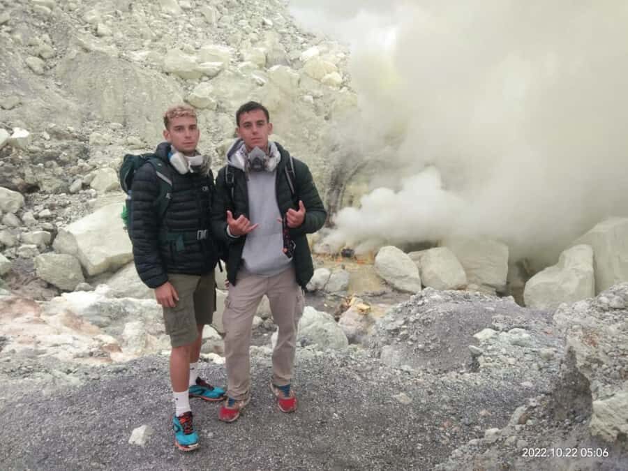 From Yogyakarta: Bromo, ijen, Bali 3days Tour all inclusive - The Practicalities: Transport, Guides, and Group size