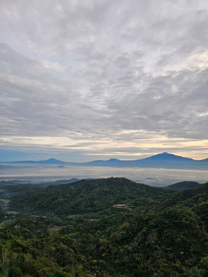 From Yogyakarta: Tumpeng Menoreh Skyline Sunrise - The Experience in Detail