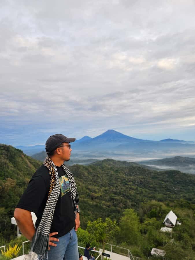 From Yogyakarta: Tumpeng Menoreh Skyline Sunrise - What Makes This Tour Special