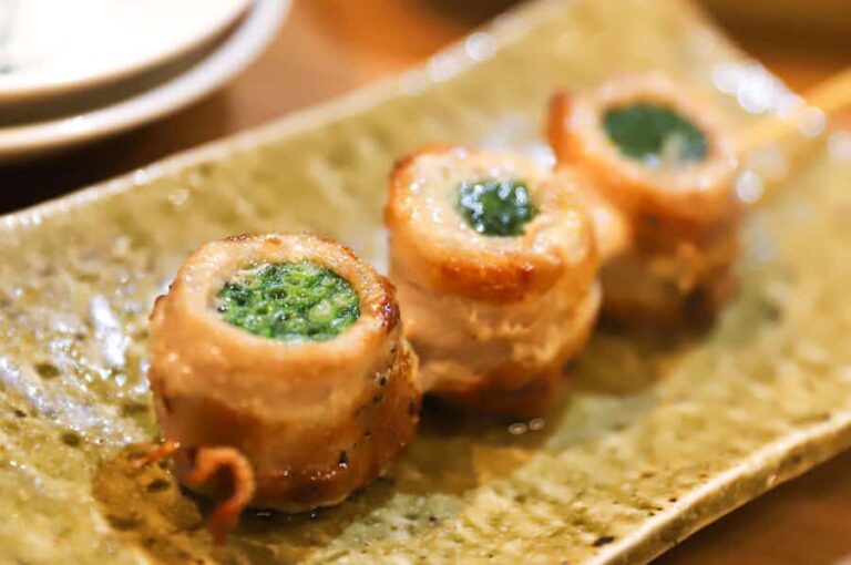 Fukuoka: Hidden Izakaya Tour with Skewers & Drink - A Deep Dive into the Experience