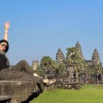 Full Day Angkor Wat Temple Tour from Phnom Penh All Incluive - Transportation & Group Size
