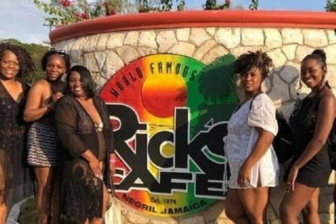 Full-Day Combo Tour Seven Mile Beach and Ricks Cafe - Who Is This Tour Best Suited For?