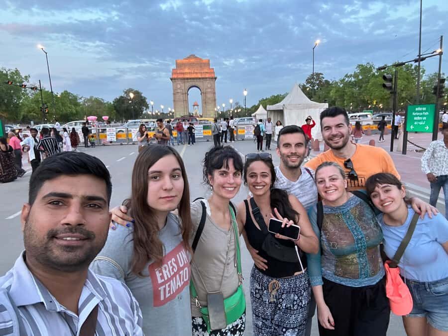 Full-Day Old Delhi & New Delhi Tour By Car with Guide - What Travelers Are Saying