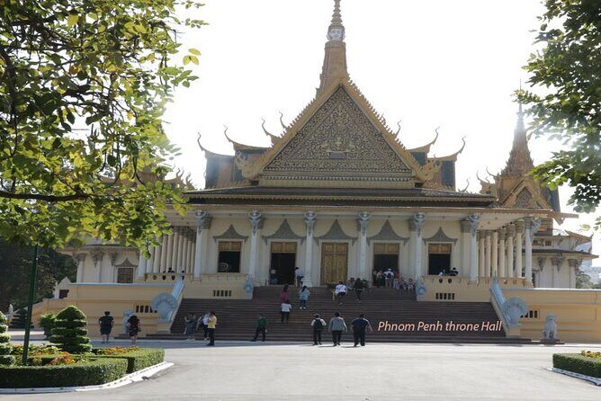 Full Day Phnom Penh Private Tour Taxi Car Van local guide - Who Will Enjoy This Tour?