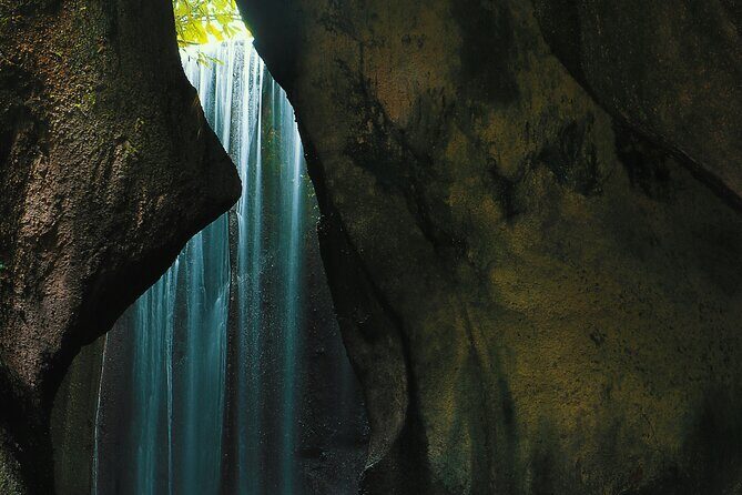 Full Day Private All-Inclusive Famous Waterfall Tour - Logistics and Practicalities  