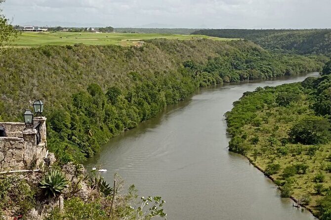 Full Day Private Tour of Bayahibe, Cotubanamá and Saona Island - Who Should Consider This Tour?