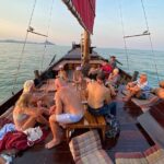 Full Day Sam Roi Yot and Dolphin Bay Day Cruise from Hua Hin - Detailed Breakdown of the Itinerary