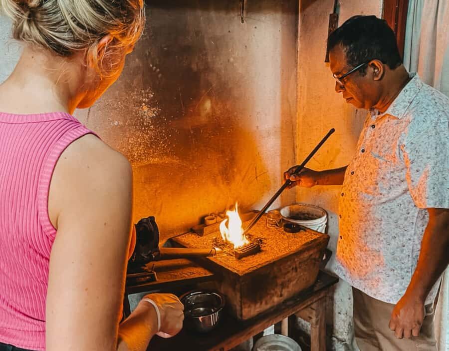 Galle: Hidden Silver Jewelry Crafting School - A Complete View of the Silver Jewelry Workshop