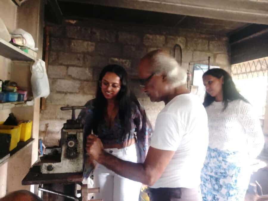 Galle: Jewelry Workshop - Craft Silver Ring with Gemstone - The Practical Details