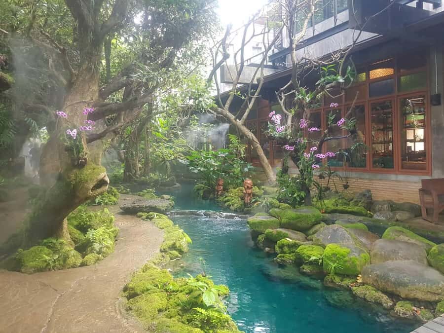 Gems of Chiangmai: Dantewada, Wat Ban den, Sticky Waterfall - What Makes This Tour Special?