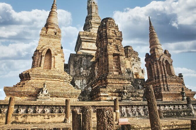 Glittering Ayutthaya Tour to Famous Sights, Market & Sunset Boat - Authentic Insights from Reviews