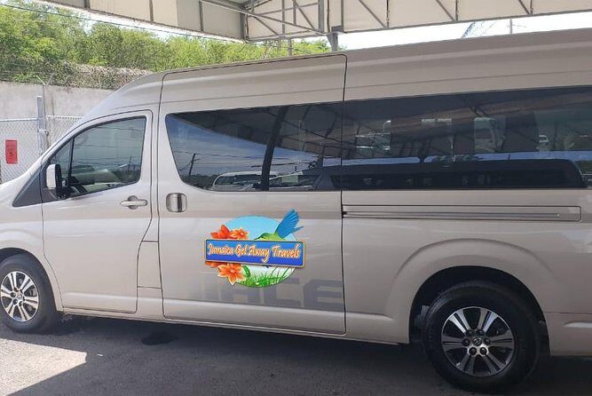 Grand Palladium Lady Hamilton Transfers from Montego Bay Airport - What to Expect from the Transfer Service