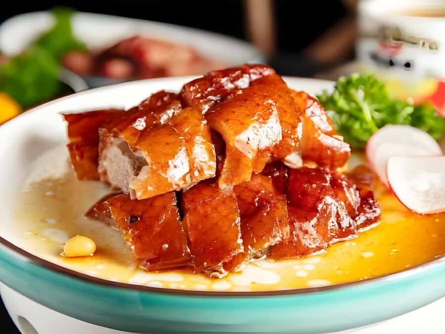 Guangzhou: Cantonese Dinner& Chinese Tea Ceremony with Local - Who Is This Tour Best For?