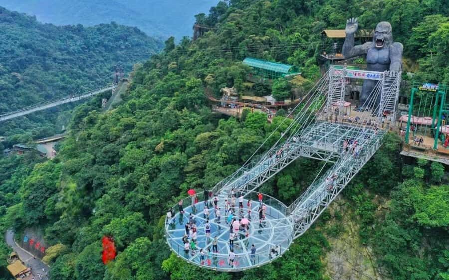 Guangzhou Day Tour: Qingyuan Glass Bridge, Underground River - Exploring the Itinerary in Detail