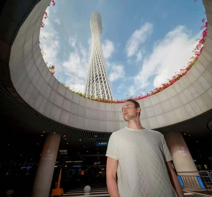 Guangzhou: Photoshoot at Landmarks with Photographer - Circuit A: Modern Skyline & Futuristic Vibe