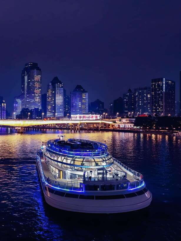 Guangzhou: Roundtrip Cruise Night View from Canton Tower - Exploring the Cruise Experience in Detail