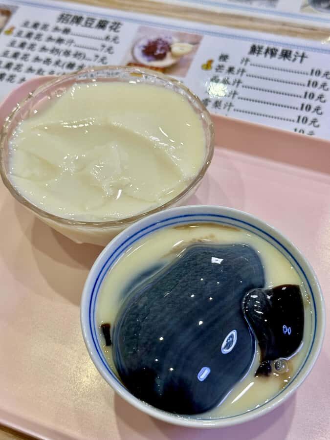 Guangzhou Street Bites: Tangshui, Dim Sum, and Desserts - Why This Tour Is Worth Considering