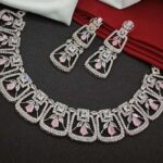 Guided Shopping Mumbai Tour: Group Cruise Excursion - The Sum Up