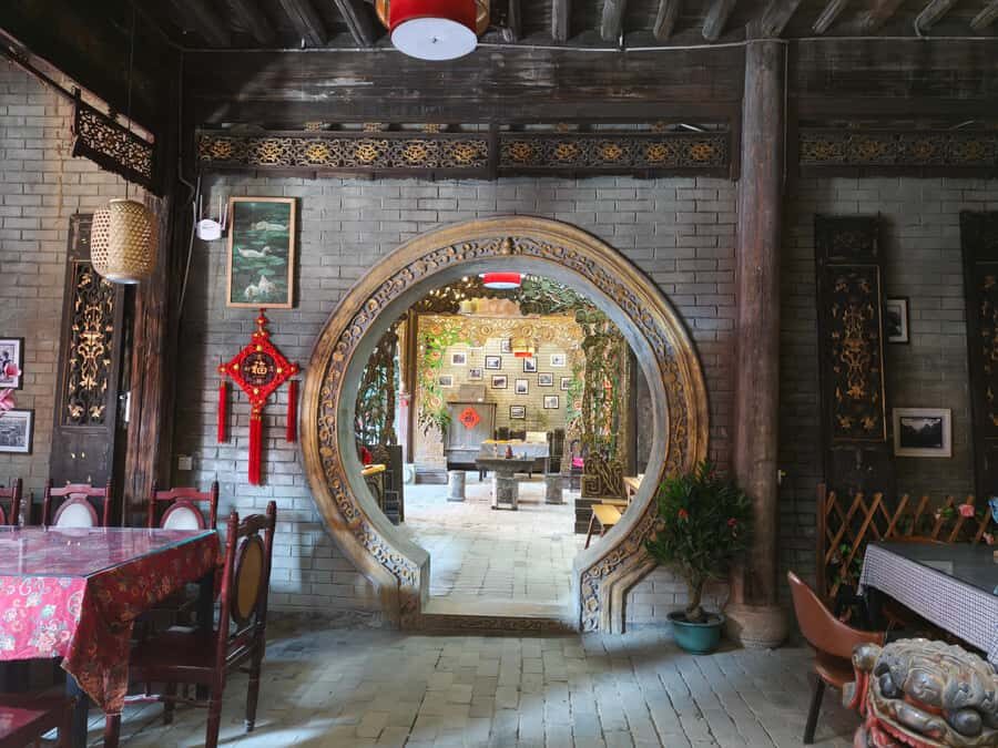 Guilin: Elephant Trunk Hill, Sun Moon Towers & Cave Tour - Practical Details: What You Need to Know