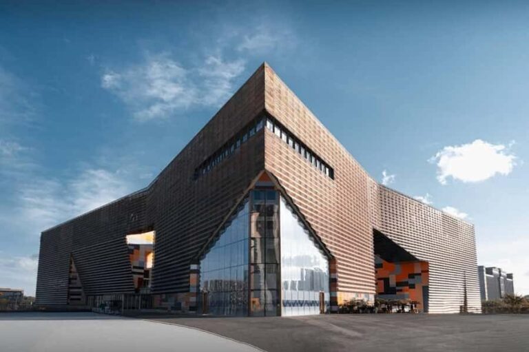 Guiyang: Guizhou Provincial Museum Half Day Guided Tour - An Authentic Experience in a Cultural Setting