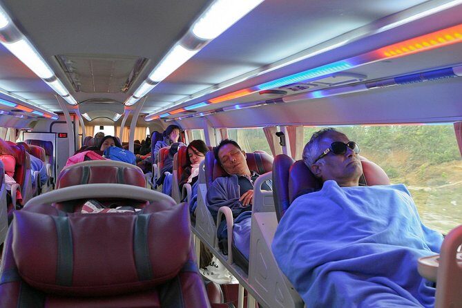 Ha Giang Transfer Services: Sleeper Bus/Limousine Bus/Cabin Bus - What the Bus Experience is Like
