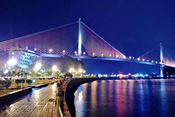 Ha Long Bay Night Exploration - Who is This Tour Best Suited For?