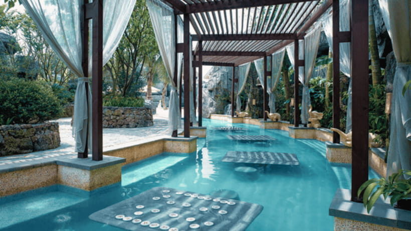 Haikou: Guanlan Lake Hot Spring Valley & Water Park - The Day in Detail: How It Unfolds