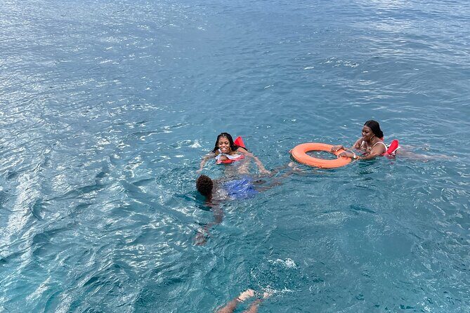 Half Day Catamaran Party Boat, Snorkeling and Hip Strip Tour - Practical Details & Considerations