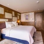 Half-Day Cruise Day Tour in Halong Bay with Lunch - Practical Considerations