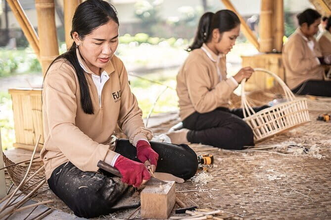 Half-Day Siem Reap Town Shopping Tour Plus local Meal - Who Would Enjoy This Tour Most?