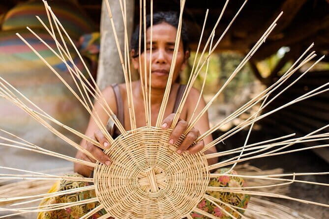 Half-Day Siem Reap Town Shopping Tour Plus local Meal - Who Should Consider This Tour?