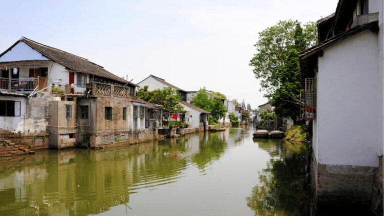 Half-Day Zhujiajiao Water Town Wonders Small Group Tour - Whats Included and Whats Not