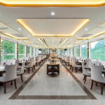 Halong Bay Day Tour Luxury Cruise With Jacuzzi and Buffet Lunch - Boarding the Premium Boat and Onboard Comforts