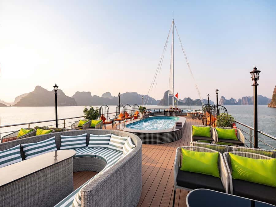 Halong Bay: Luxury 5 Day Cruise Kayak, Meal, Cave, Sunset - Practicalities & What to Expect
