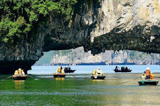 Halong Bay Luxury Day Cruise from Hanoi - Exploring the Natural Wonders of Ha Long Bay