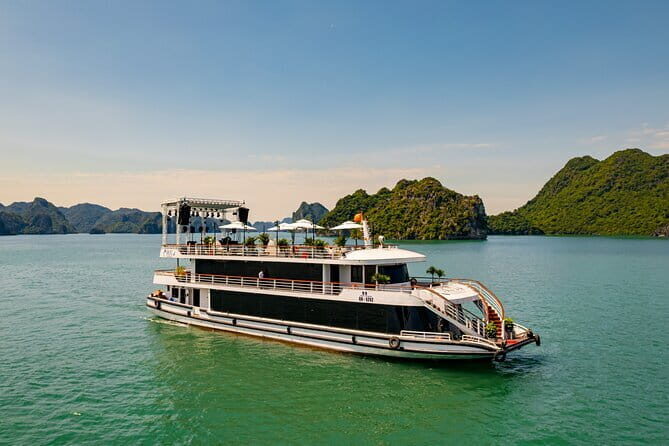 HALONG BAY LUXURY IRIS CRUISE DAY TRIP-BEST SELLER: Kayak, Music - Facilities and Extras