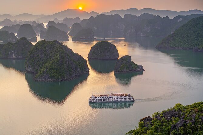 Halong & Lan Ha Bay Indochine Cruise  Luxury 2D1N with Balcony - The Itinerary in Detail