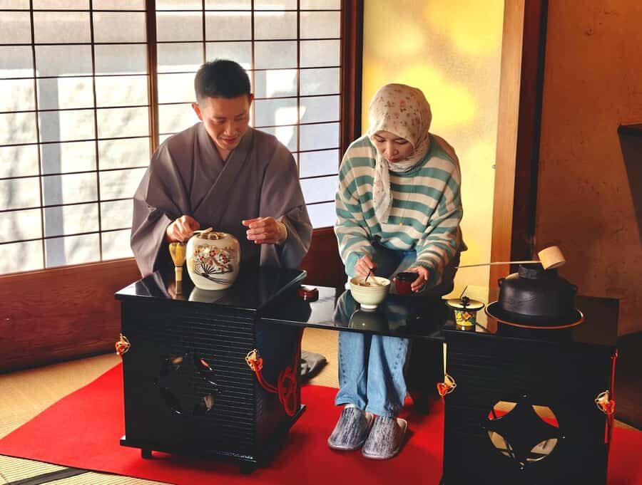 Hands-on Table-Style Matcha in 150-Year-Old Kyoto Machiya - The Guided Tea Experience: A Step-by-Step Journey