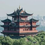 Hangzhou Mini-Hike Tour with Local Market Life Experience - The Scenic Ascent on Wu Shan