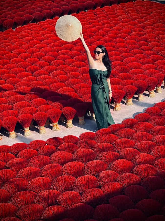 Hanoi: Co Do Painter Village or Incense Village, Hat Village - Additional Experiences: Train Street Stop