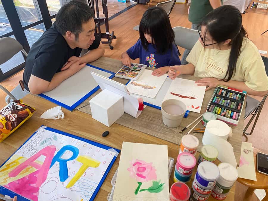 Hanoi: Kids' Art Class at Art Tutor Hanoi - Exploring the Experience: What You Can Expect