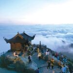 Hanoi: Private Day Trip to the Sacred Beauty of Yen Tu Mountain - Discovering Yen Tu Mountain: An In-Depth Review