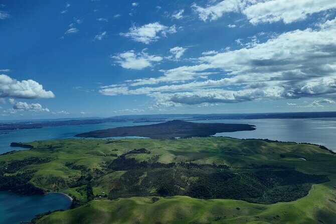 Hauraki Gulf and City Scenic Flight in Auckland Region - What Reviewers Say: Authentic Perspectives